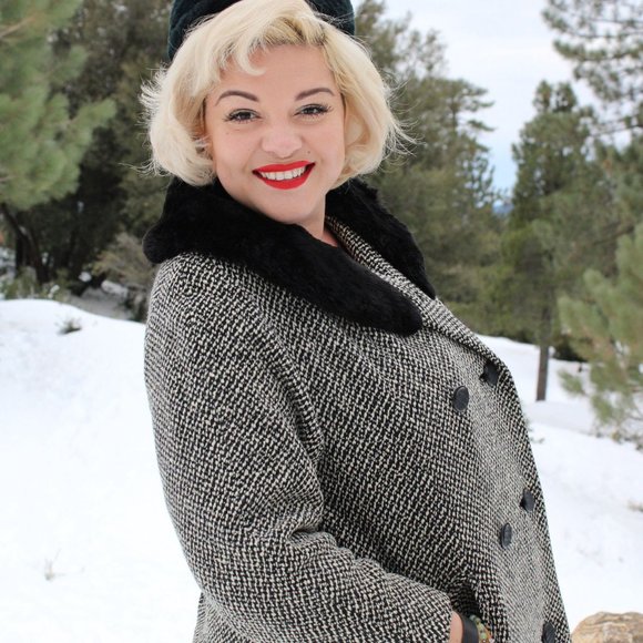 Vintage 1950s Coat / Bergdorf Goodman Black and White Tweed Wool Overcoat With F - Picture 6 of 13